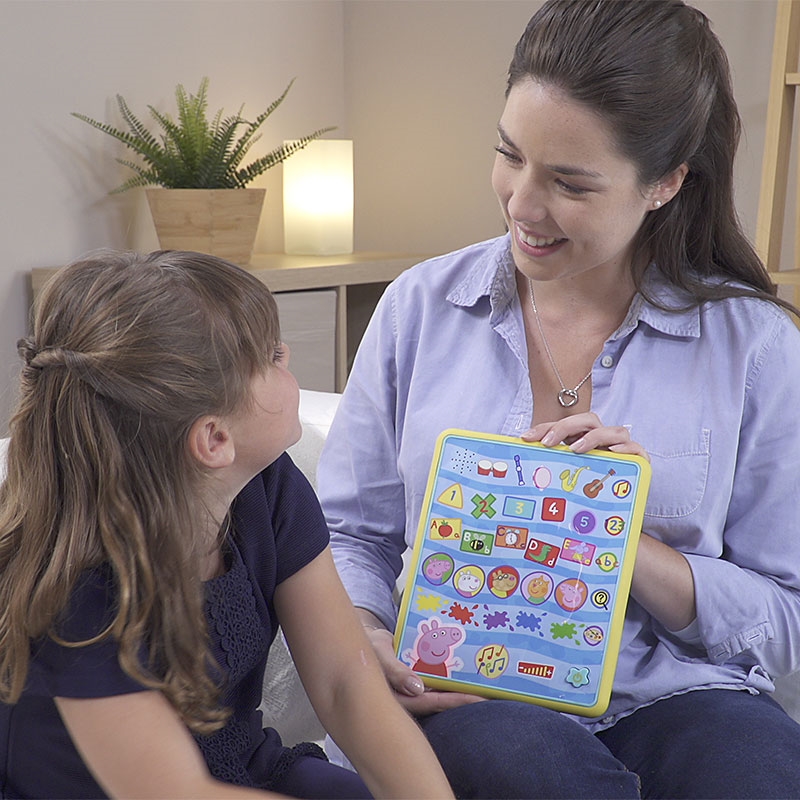 Peppa's Smart Tablet - Mother showing Daughter Tablet