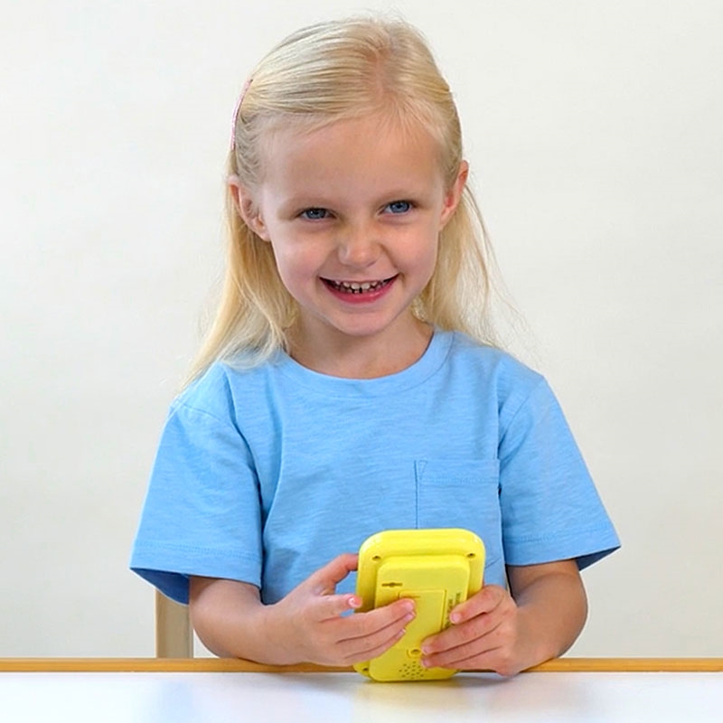 Peppa's Smart Phone Young Girl using Product