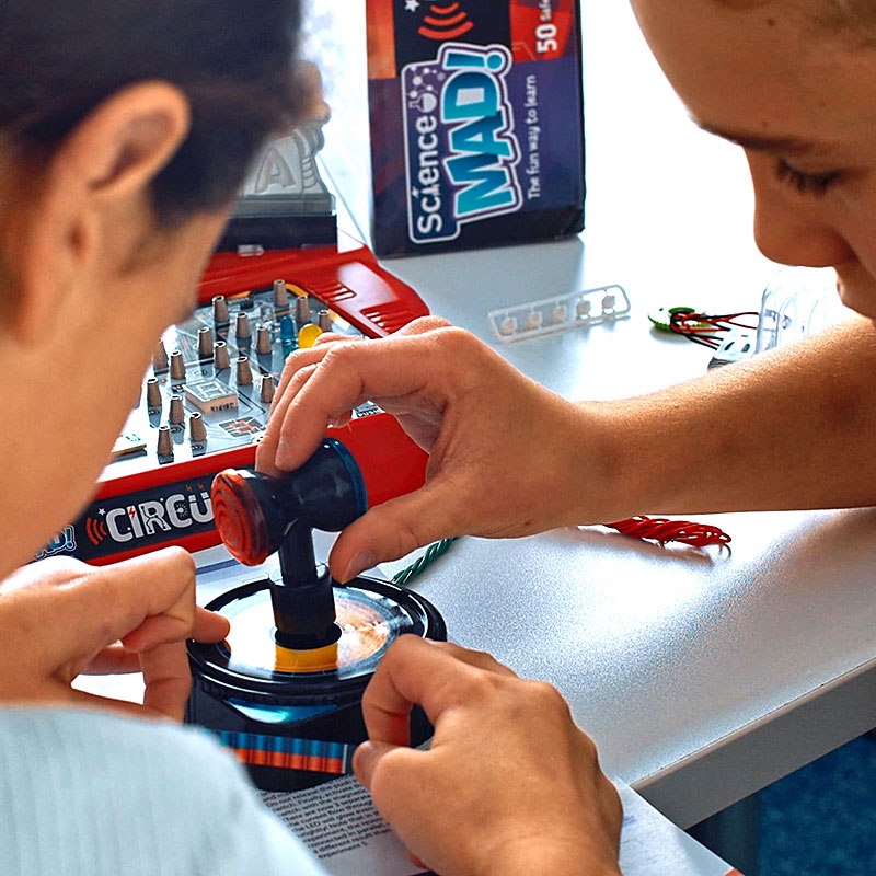 Science Mad Circuit Lab Girl and Boy Experimenting with Product