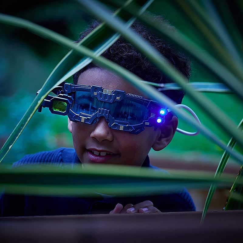 Science Mad Night Vision Goggles - Boy using Goggles Outside