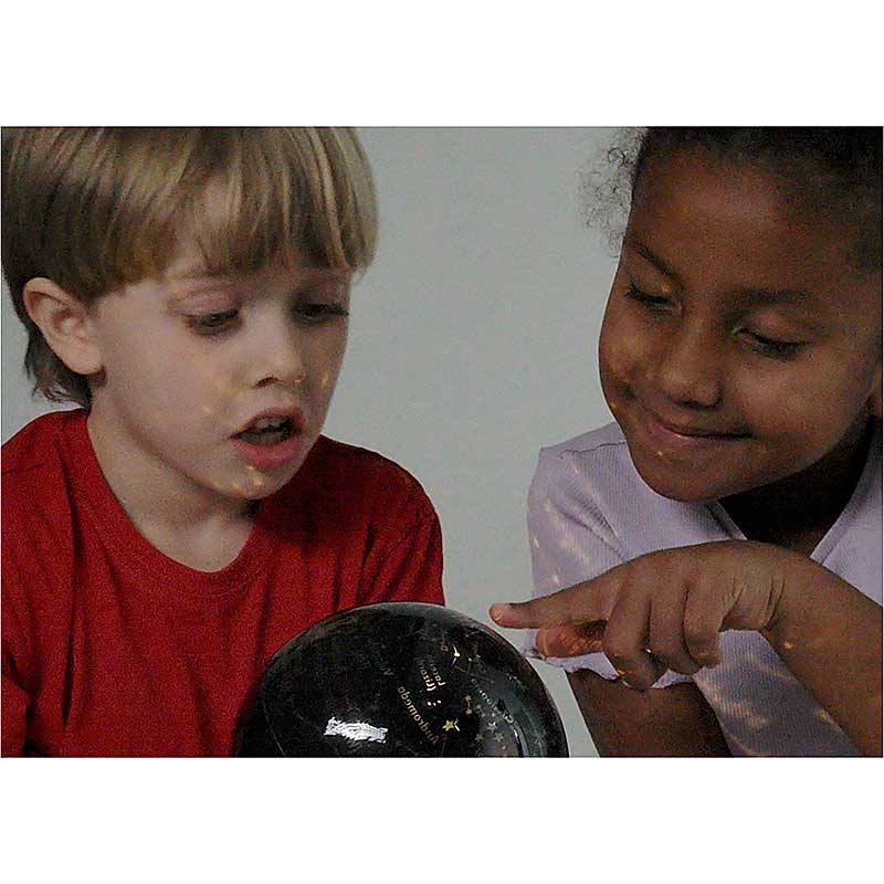 Science Mad Star Globe Planetarium - Kids looking at Globe